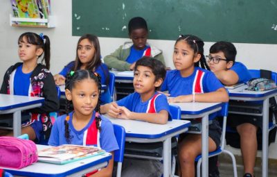 VISITA ESC MARIA EULALIA DIA DO AUTISMO 02-04 (15)