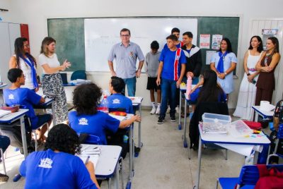 VISITA ESC MARIA EULALIA DIA DO AUTISMO 02-04 (34)