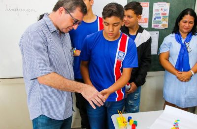 VISITA ESC MARIA EULALIA DIA DO AUTISMO 02-04 (35)